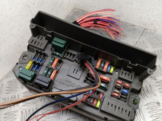 блок предохранителей BMW X5 E70 [рестайлинг] E70 2012, 3.0 л., N57 D30 A, дизель, АКПП, alpinweiß iii ( 300), внедорожник 5 дв., полный привод, правый руль, 61146931690, 6931690