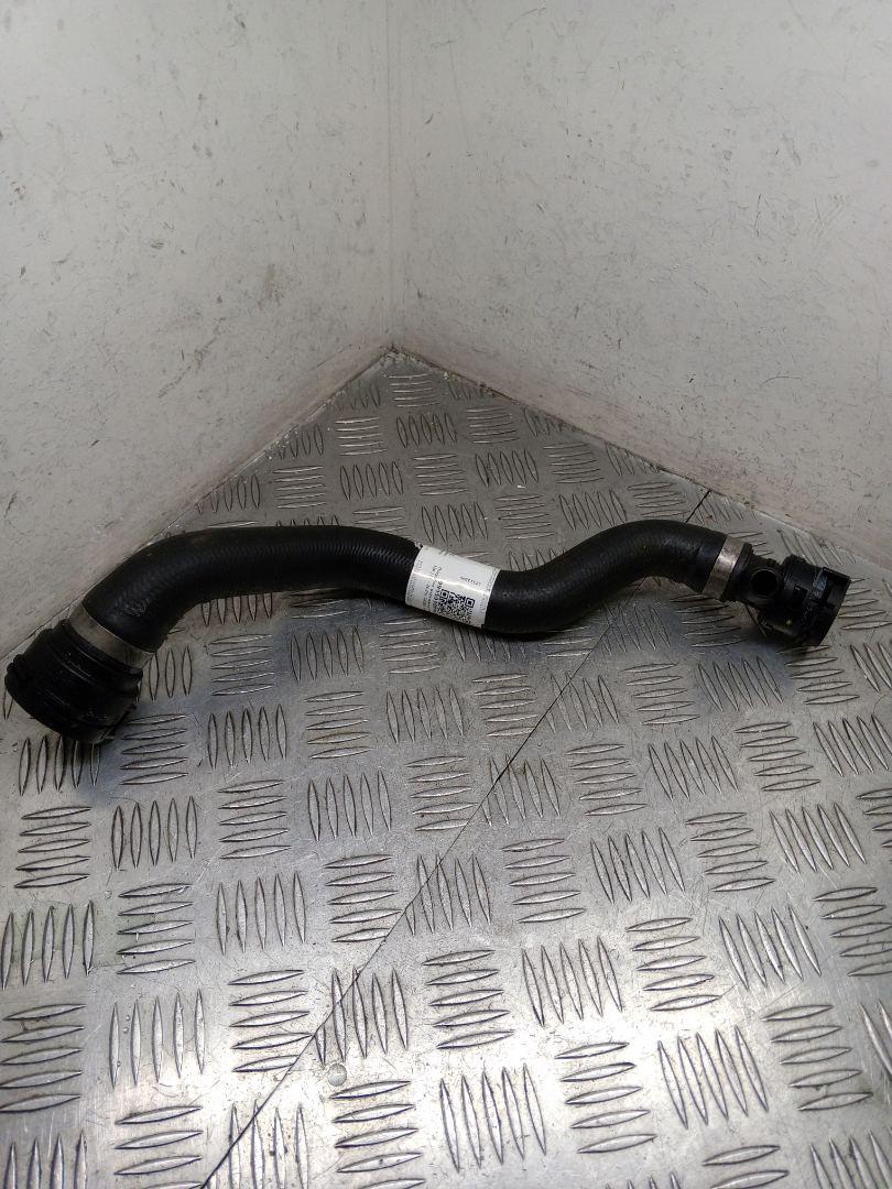 патрубок радиатора BMW iX I20 2025, электро, белый, полный привод, правый руль, 8475126, 17128475126 - фото №1