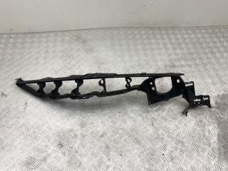 крепление ( кронштейн ) крыла BMW X5 E70 [рестайлинг] E70 2012, 3.0 л., N57 D30 A, дизель, АКПП, alpinweiß iii ( 300), внедорожник 5 дв., полный привод, правый руль, 7157990