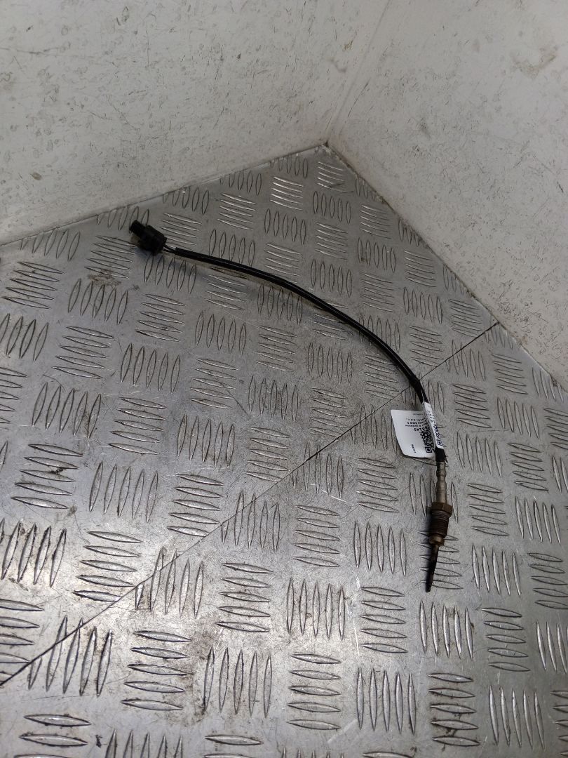 датчик загрязнения воздуха BMW 5 серия F07/F10/F11 2011, 3.0 л., N57 D30 A, дизель, АКПП, sophistog brillan metallic (a90), универсал, задний привод, правый руль, 13627805606, 7805606 - фото №1