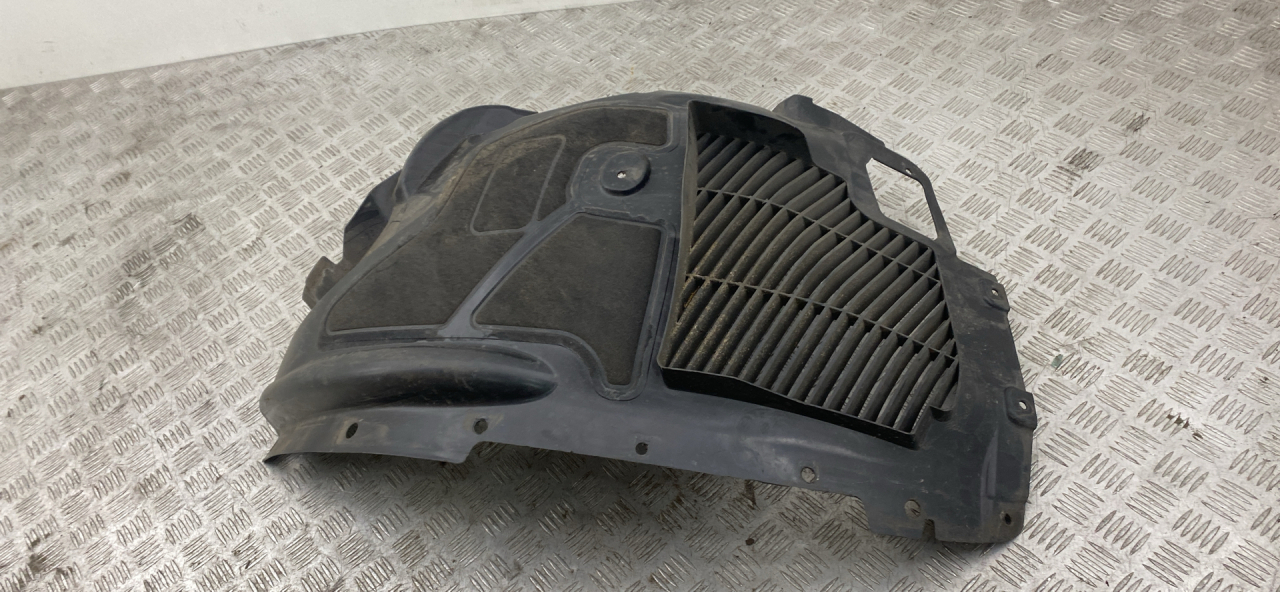 защита арок передняя правая (подкрылок) BMW X5 M F85 2018, 4.4 л., S63 B44 B, бензин, АКПП, внедорожник 5 дв., полный привод, правый руль, 51717290854, 7290854 - фото №1