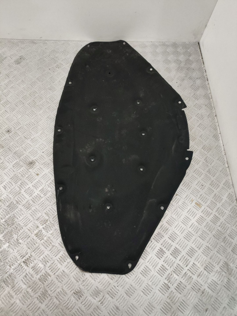 шумоизоляция капота BMW 3 серия F30/F31/F34 F30 2014, 2.0 л., N20 B20 B, бензин, АКПП, синий, седан, полный привод, 51487221993, 7221993 - фото №1