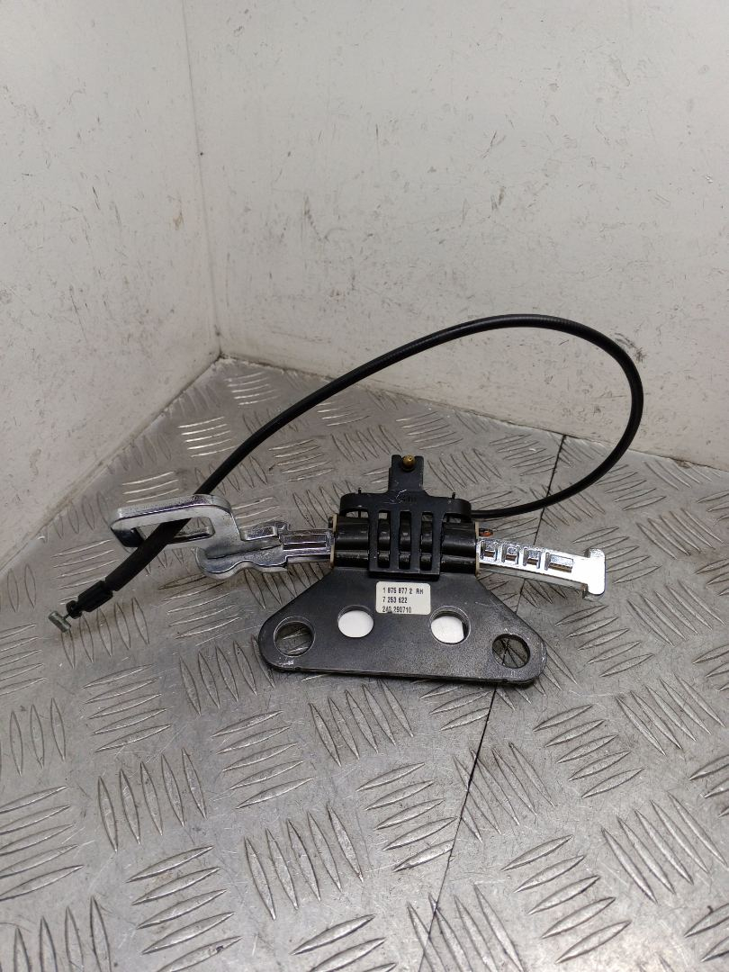 замок спинки сиденья BMW 5 серия F07/F10/F11 2011, 3.0 л., N57 D30 A, дизель, АКПП, sophistog brillan metallic (a90), универсал, задний привод, правый руль, 52207253622 - фото №1