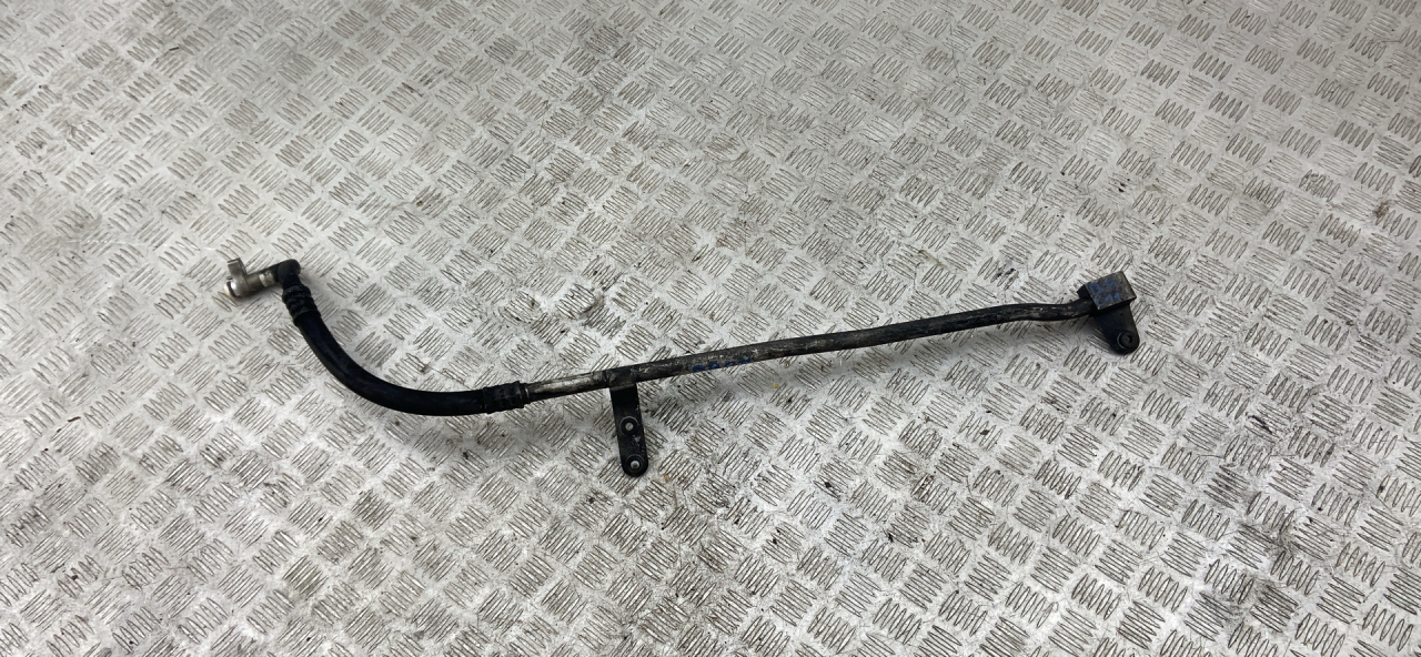 трубка кондиционера BMW 5 серия F07/F10/F11 F10 2012, 2.5 л., дизель, АКПП, sophistog brillan metall (b90), седан, задний привод, правый руль, 9201927 - фото №1