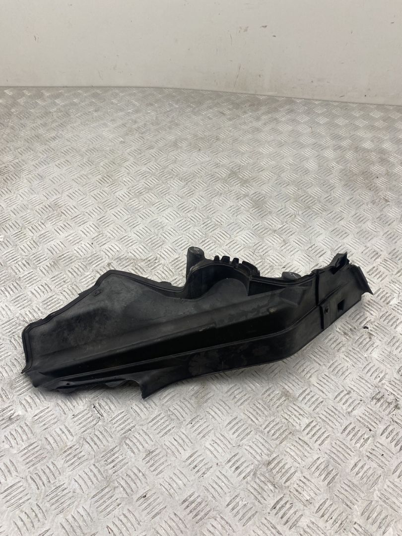 планка под капот BMW X5 F15 2017, 3.0 л., N57 D30 B, дизель, АКПП, carbonschwarz metallic (416), внедорожник 5 дв., полный привод, правый руль, 51717809206, 7809206 - фото №1