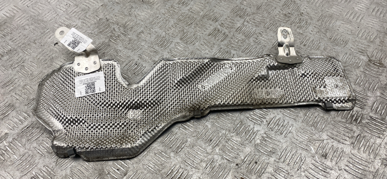 тепловой экран глушителя BMW 5 серия F07/F10/F11 2011, 3.0 л., N57 D30 A, дизель, АКПП, sophistog brillan metallic (a90), универсал, задний привод, правый руль, 7193523 - фото №1