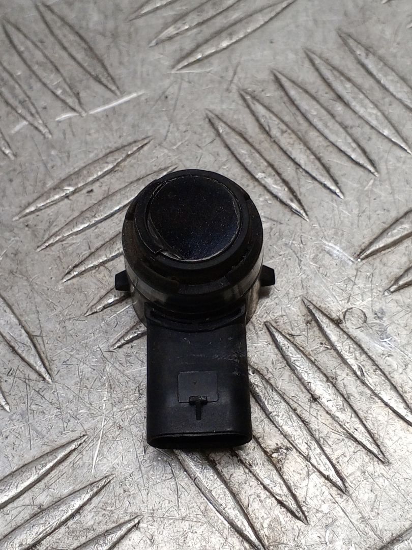 парктроник задний BMW X5 F15 2017, 3.0 л., N57 D30 B, дизель, АКПП, carbonschwarz metallic (416), внедорожник 5 дв., полный привод, правый руль, 66209274427, 9274427 - фото №1