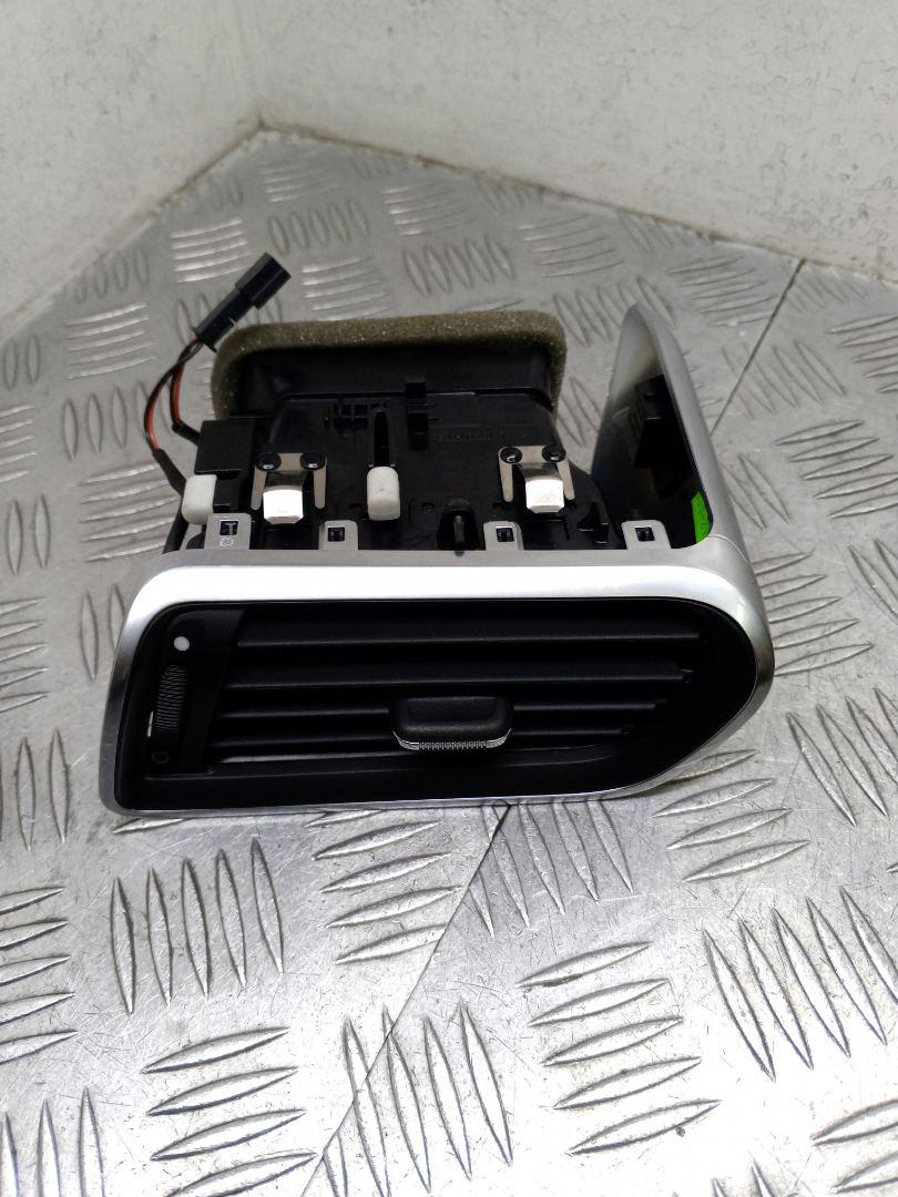 дефлектор обдува салона Porsche 911 Carrera S 991 2014, 3.8 л., MA1.03, бензин, робот, серый, задний привод, правый руль, 99155213100 - фото №1