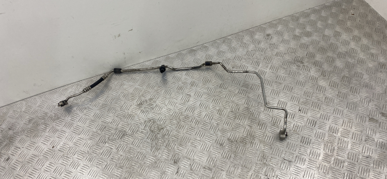 трубка кондиционера BMW 5 серия F07/F10/F11 2011, 3.0 л., N57 D30 A, дизель, АКПП, sophistog brillan metallic (a90), универсал, задний привод, правый руль, 64539120003, 9120003 - фото №1