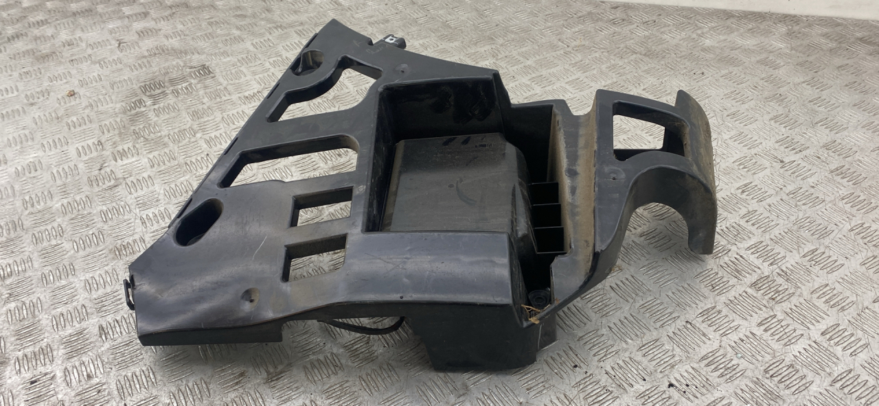 Крепление бампера заднего BMW X5 F15 2018, 3.0 л., N57 D30 A, дизель, АКПП, carbonschwarz metallic (416), внедорожник 5 дв., полный привод, правый руль, 51127294722, 7294722 - фото №1