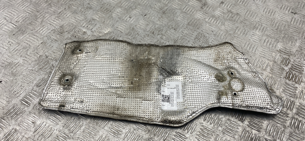 тепловой экран глушителя BMW 5 серия F07/F10/F11 2011, 3.0 л., N57 D30 A, дизель, АКПП, sophistog brillan metallic (a90), универсал, задний привод, правый руль, 7185246 - фото №1