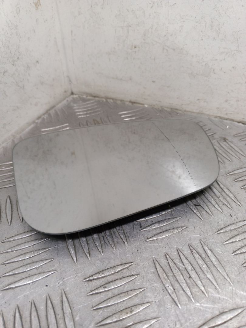 стекло зеркала наружного правого BMW 5 серия G30/G31 G30 2020, 2.0 л., B48 B20 B, бензин, АКПП, sophistograu a90, седан, задний привод, правый руль - фото №1