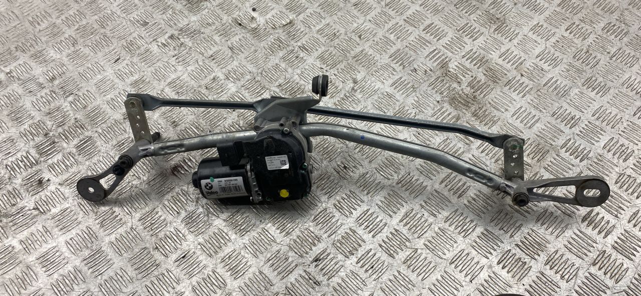 механизм стеклоочистителя (трапеция дворников) BMW 7 серия G11/G12 G11 2017, 3.0 л., B57 D30 A, дизель, АКПП, carbonschwarz metallic (416), седан, задний привод, правый руль - фото №1