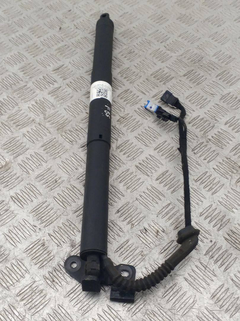 амортизатор крышки багажника (3-5 двери) BMW X5 M F85 2018, 4.4 л., S63 B44 B, бензин, АКПП, внедорожник 5 дв., полный привод, правый руль, 51247434041, 7434041 - фото №1