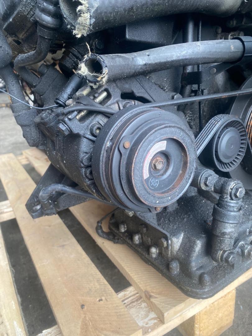 компрессор кондиционера BMW 5 серия E39 1998, 3.5 л., M62 B35 (358S1), бензин, АКПП, 8377244, 64528377244 - фото №1