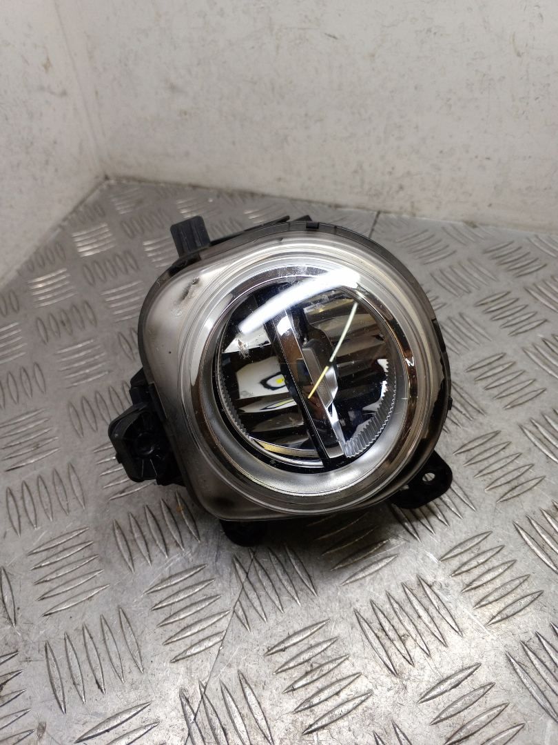 фара противотуманная левая BMW X5 F15 2017, 3.0 л., N57 D30 B, дизель, АКПП, carbonschwarz metallic (416), внедорожник 5 дв., полный привод, правый руль, 63177317251, 7317251 - фото №1