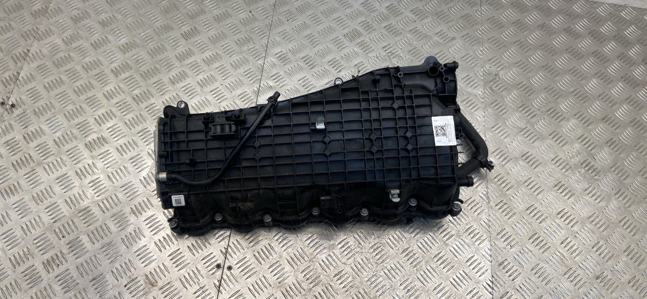 коллектор впускной BMW 5 серия G30/G31 G30 2019, 3.0 л., B58 B30 A, бензин, АКПП, bluestone metallic (c2y), седан, полный привод, правый руль, 8603913 - фото №1