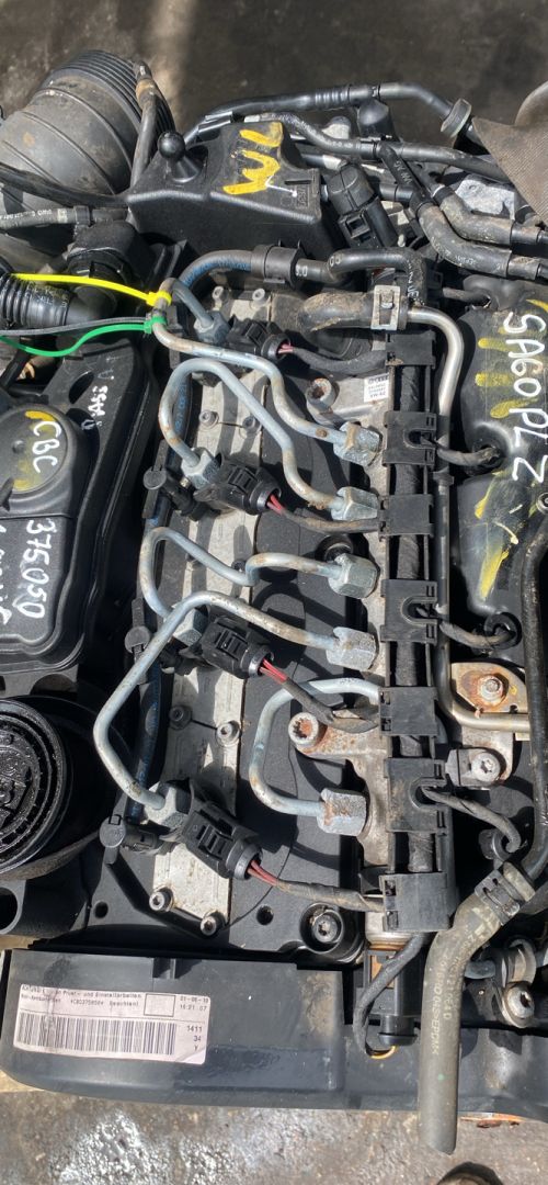 форсунка Volkswagen Passat B6 2010, 2.0 л., CBDC, дизель, МКПП, 03L130277 - фото №1