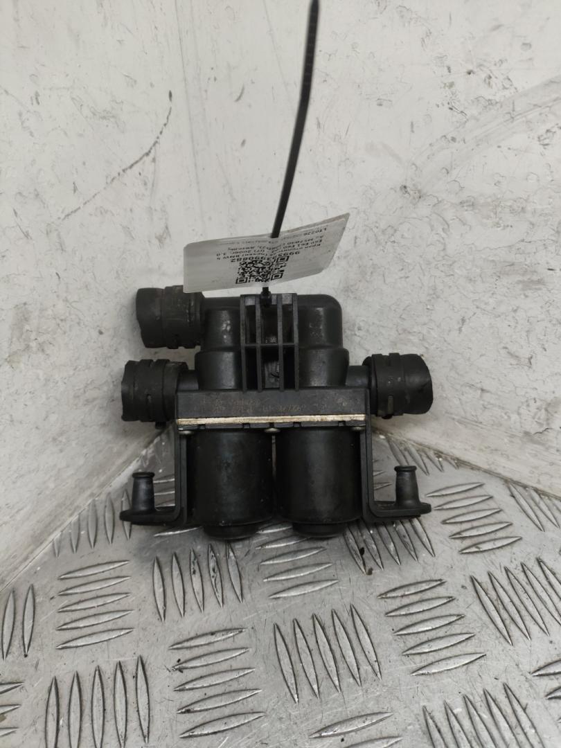 кран отопителя (печки) BMW 5 серия E60/E61 E60 2006, 3.0 л., M57 D30 (306D2), дизель, АКПП, 6927915, 64126927915 - фото №1