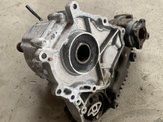 раздаточная коробка BMW 3 серия F30/F31/F34 [рестайлинг] F30 2015, 2.0 л., N47 D20 C, дизель, МКПП, estoril blau (b45), седан, полный привод, правый руль, 8623346, 27108623346, ATC35L