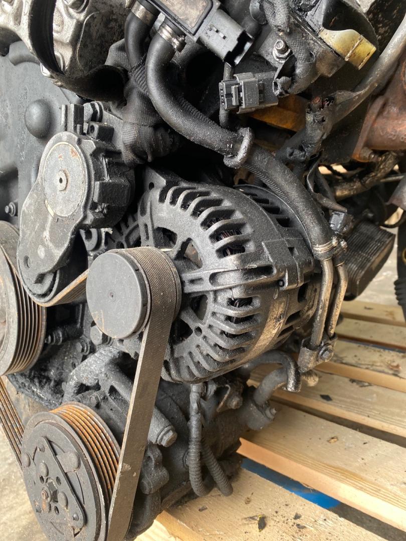 генератор Peugeot 207 1 поколение 2007, 1.6 л., 9HZ (DV6TED4), дизель, МКПП - фото №1