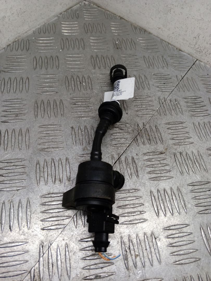 клапан вентиляции топливного бака BMW 3 серия E90/E91/E92/E93 E92 2007, 3.0 л., N54 B30 A, бензин, АКПП, купе, 7551262 - фото №1