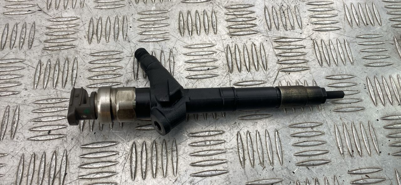 форсунка Nissan Navara D40 2008, 2.5 л., YD25DDTi, дизель, МКПП, 16600EC00A, 14140F00, D3150012 - фото №1