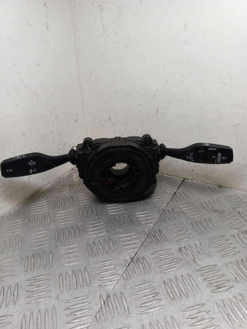 шлейф руля BMW X1 F48 2016, 2.0 л., B47 C20 A, дизель, МКПП, alpinweiß iii (300), внедорожник 5 дв., полный привод, правый руль, 9305954, 9368597 - фото №1