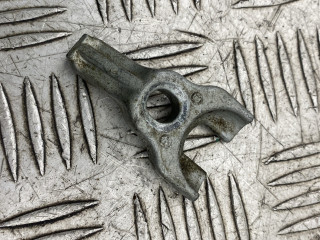 крепление форсунки BMW 3 серия F30/F31/F34 2013, 2.0 л., N47 D20 D, дизель, АКПП, седан