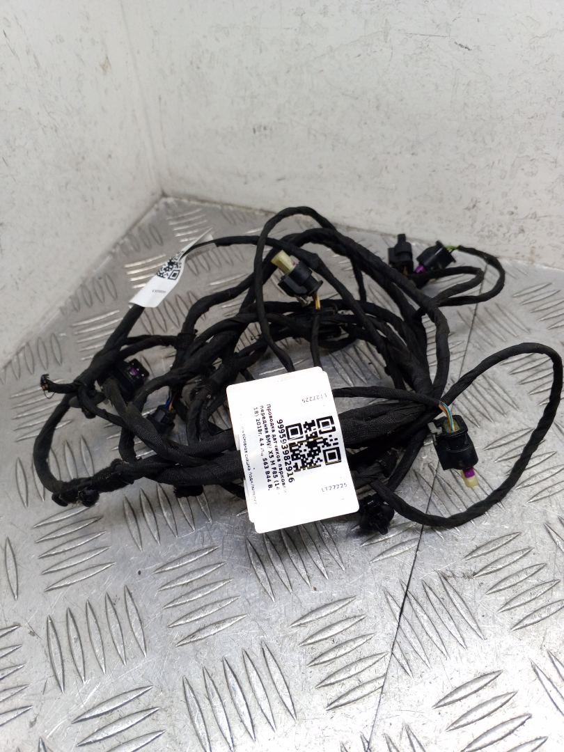 проводка датчиков парковки BMW X5 M F85 2018, 4.4 л., S63 B44 B, бензин, АКПП, внедорожник 5 дв., полный привод, правый руль - фото №1