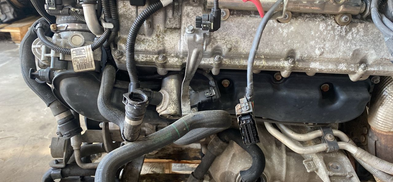 коллектор впускной BMW X5 M F85 2018, 4.4 л., S63 B44 B, бензин, АКПП, внедорожник 5 дв., полный привод, правый руль, 11617601434, 7601434 - фото №1