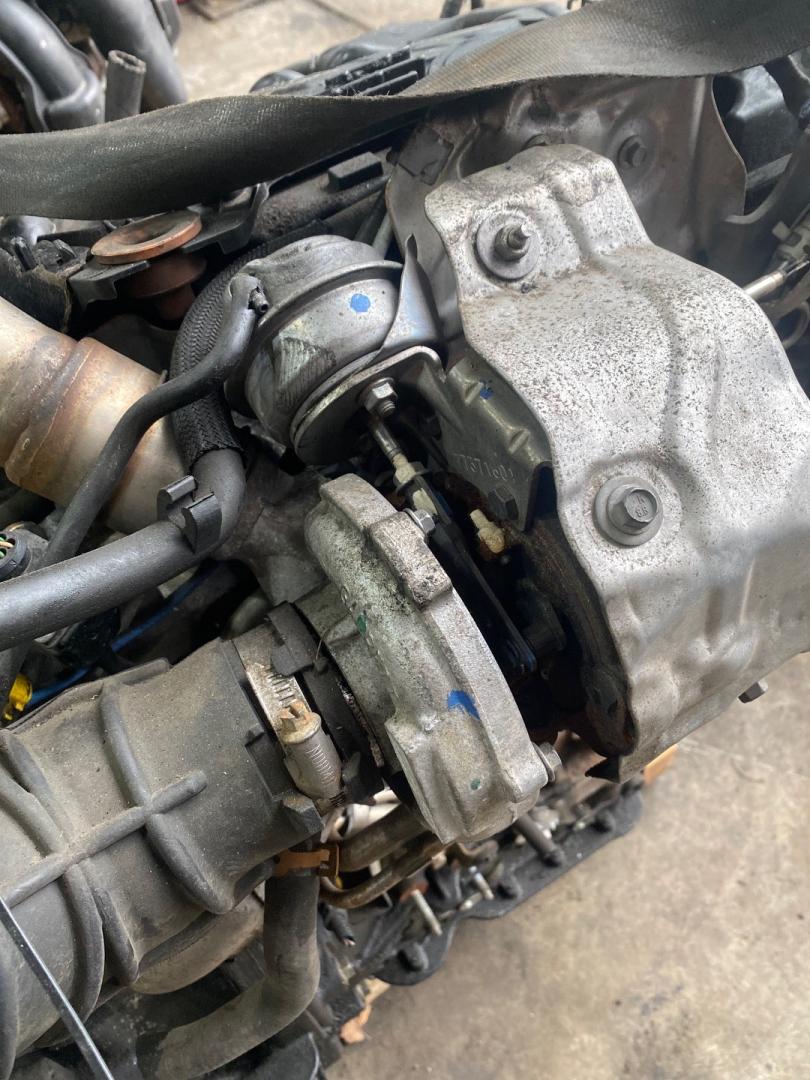 турбина Renault Laguna 3 поколение 2012, 2.0 л., M9R 814, дизель, МКПП, GTA1549LV - фото №1