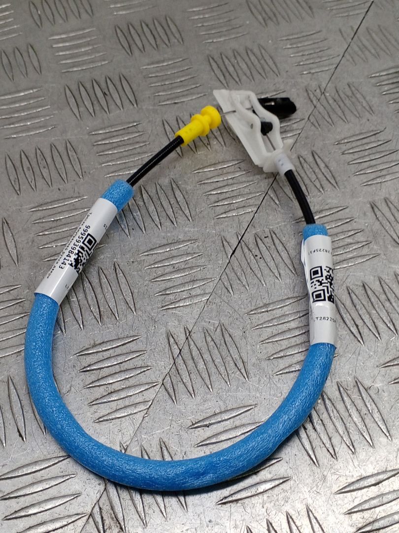 тросик внутренней ручки двери задней BMW X5 F15 2018, 3.0 л., N57 D30 A, дизель, АКПП, carbonschwarz metallic (416), внедорожник 5 дв., полный привод, правый руль, 51227293622, 7293622 - фото №1