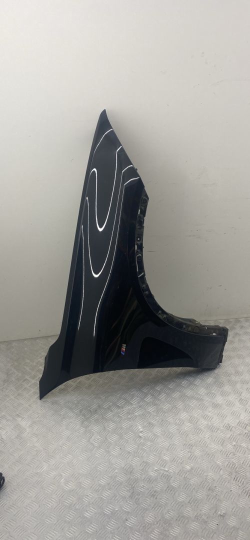 крыло переднее правое BMW X5 F15 2017, 3.0 л., N57 D30 B, дизель, АКПП, carbonschwarz metallic (416), внедорожник 5 дв., полный привод, правый руль - фото №1