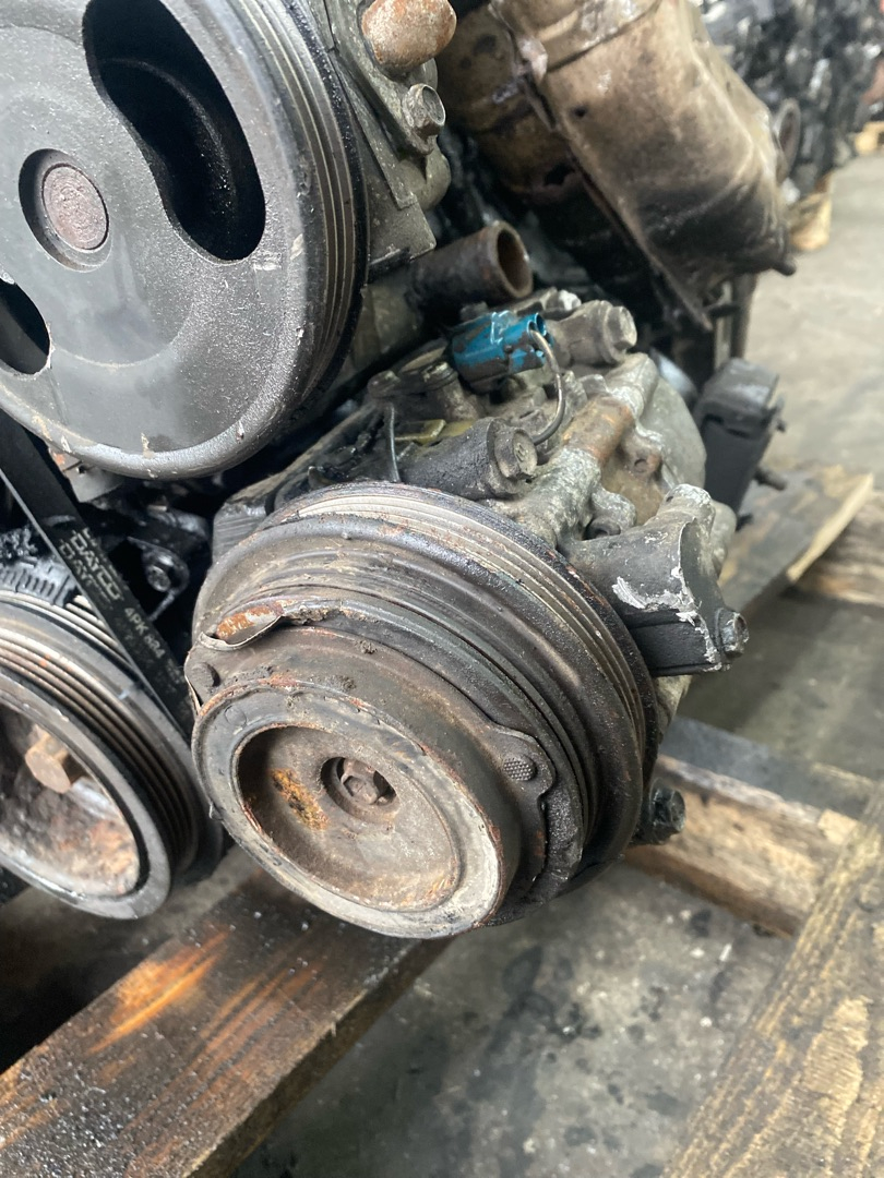 компрессор кондиционера Mazda MX-5 1 поколение 1993, 1.8 л., BPF1, бензин, МКПП, 3Q01084, 4425002590 - фото №1