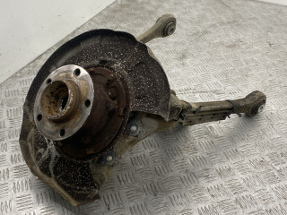 кулак задний правый BMW X5 E70 [рестайлинг] E70 2012, 4.0 л., дизель, АКПП, black sapphire metallic (475), внедорожник 5 дв., полный привод, правый руль