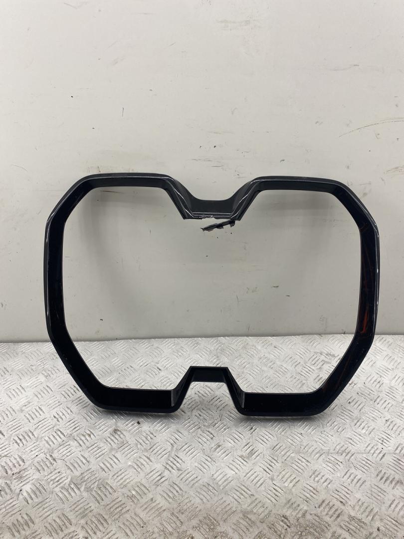 рамка (накладка) решетки радиатора BMW iX I20 2025, электро, alpinweiss iii (300), полный привод, правый руль, 51119464477, 9464477 - фото №1