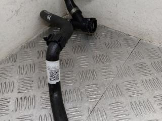 патрубок радиатора BMW i4 G26 [рестайлинг] 2025, электро, cape york grün metallic (c5y), задний привод, правый руль, 8477901, 17128477901