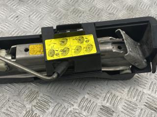 домкрат Audi A6 4F/C6 [рестайлинг] 2010, 3.0 л., CDYA, дизель, 7x7x, седан, полный привод, правый руль