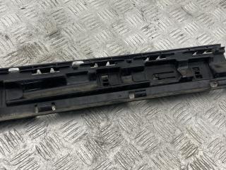 Кронштейн крепления порога BMW X1 F48 2016, 2.0 л., B47 C20 A, дизель, МКПП, alpinweiß iii (300), внедорожник 5 дв., полный привод, правый руль, 51777332329, 7332329