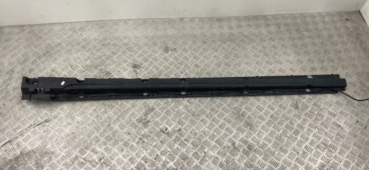 Кронштейн крепления порога BMW X5 M F85 2018, 4.4 л., S63 B44 B, бензин, АКПП, внедорожник 5 дв., полный привод, правый руль, 8054036, 51178054036 - фото №1