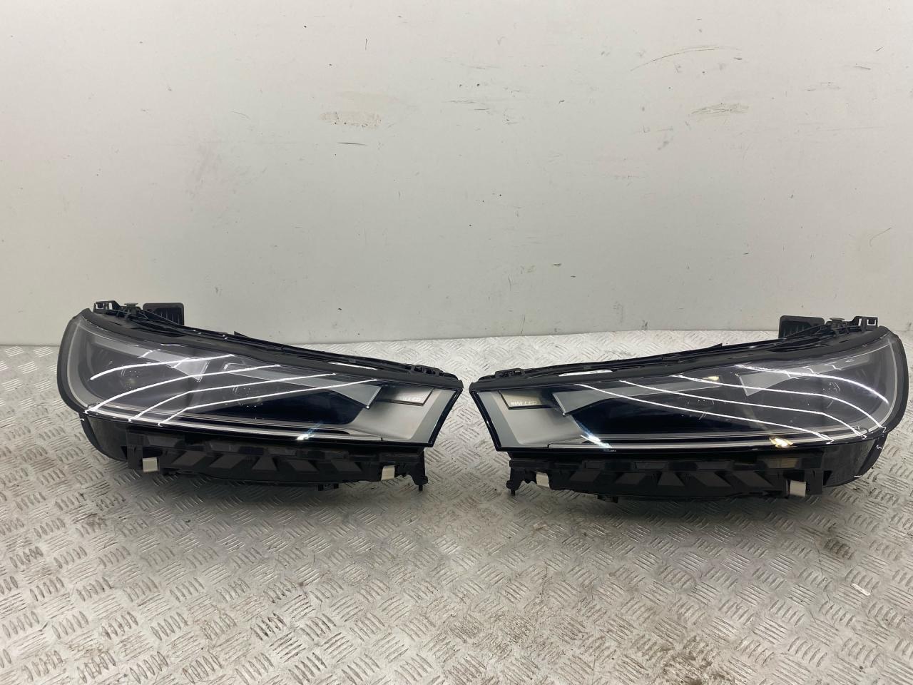 фара правая BMW iX I20 2025, электро, alpinweiss iii (300), полный привод, правый руль, 5A3CE94 - фото №1