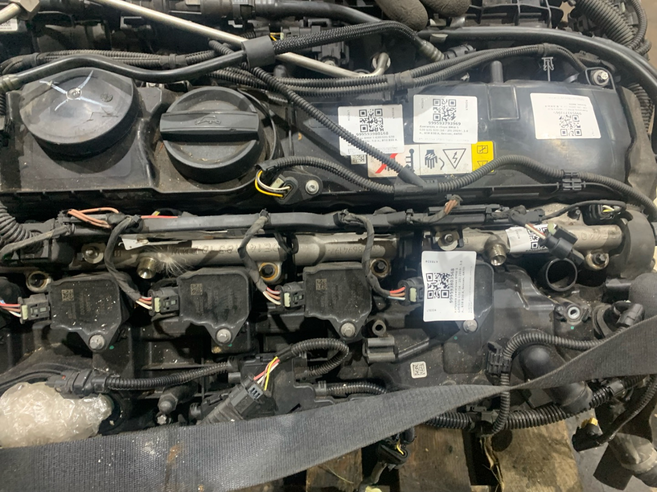 топливная рампа BMW 5 серия G30/G31 G30 2019, 3.0 л., B58 B30 A, бензин, АКПП, bluestone metallic (c2y), седан, полный привод, правый руль, 13538694197, 8694197 - фото №1