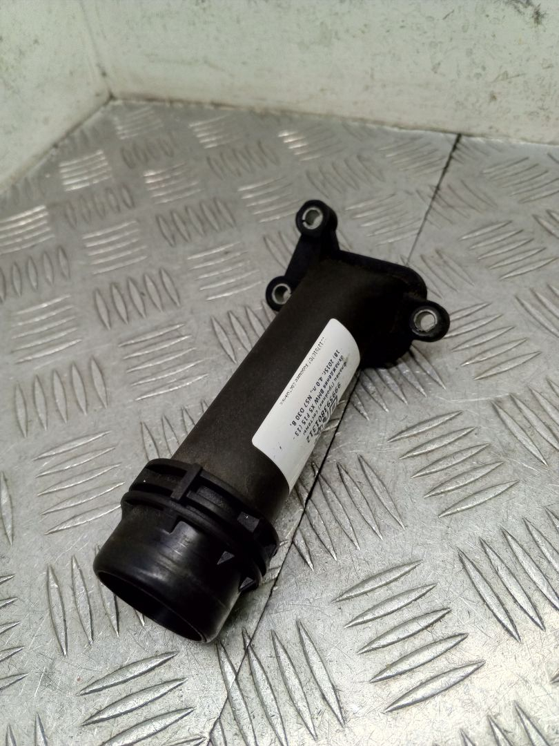 фланец (тройник) системы охлаждения BMW X5 F15 2015, 4.0 л., дизель, АКПП, black sapphire metallic (475), внедорожник 5 дв., полный привод, правый руль, 7810707, 11127810707 - фото №1