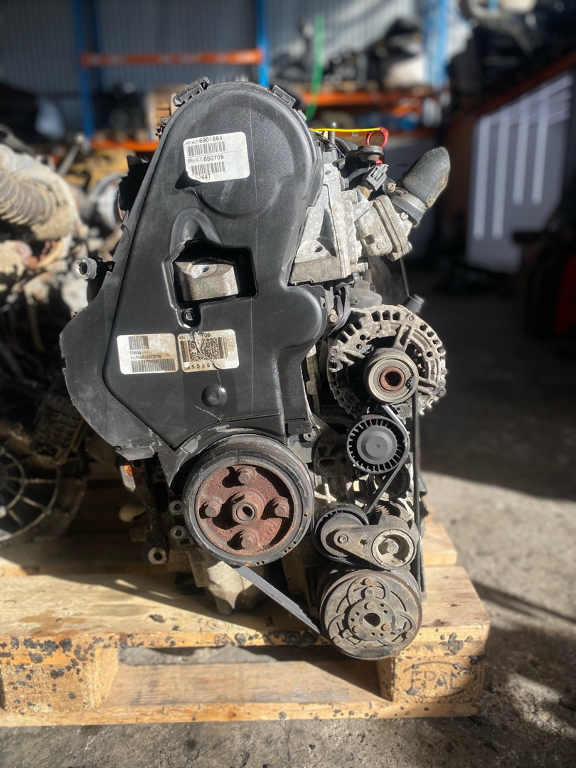 двигатель Volvo C70 2 поколение 2009, 2.4 л., D 5244 T13, дизель, МКПП, D5244T13 - фото №1