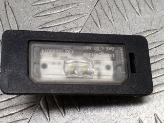 подсветка номера BMW X5 F15 2018, 3.0 л., N57 D30 A, дизель, АКПП, carbonschwarz metallic (416), внедорожник 5 дв., полный привод, правый руль, 63267193293, 7193293