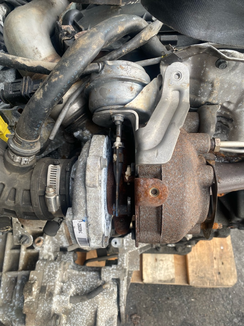 турбина Nissan Qashqai 1 поколение 2008, 2.0 л., M9R, дизель, МКПП - фото №1