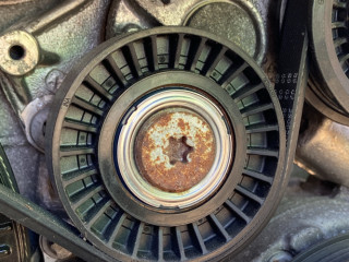 Натяжитель ремня агрегатов Mercedes-Benz C AMG W205 2017, 4.0 л., M 177.980, бензин, АКПП, 197, седан, задний привод, правый руль, A1772000070