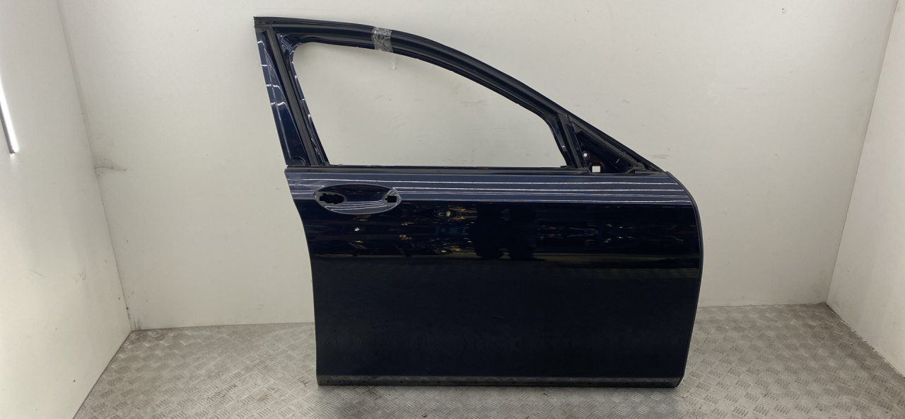 дверь передняя правая BMW 7 серия G11/G12 G11 2017, 3.0 л., B57 D30 A, дизель, АКПП, carbonschwarz metallic (416), седан, задний привод, правый руль, 41517423700, 7423700 - фото №1