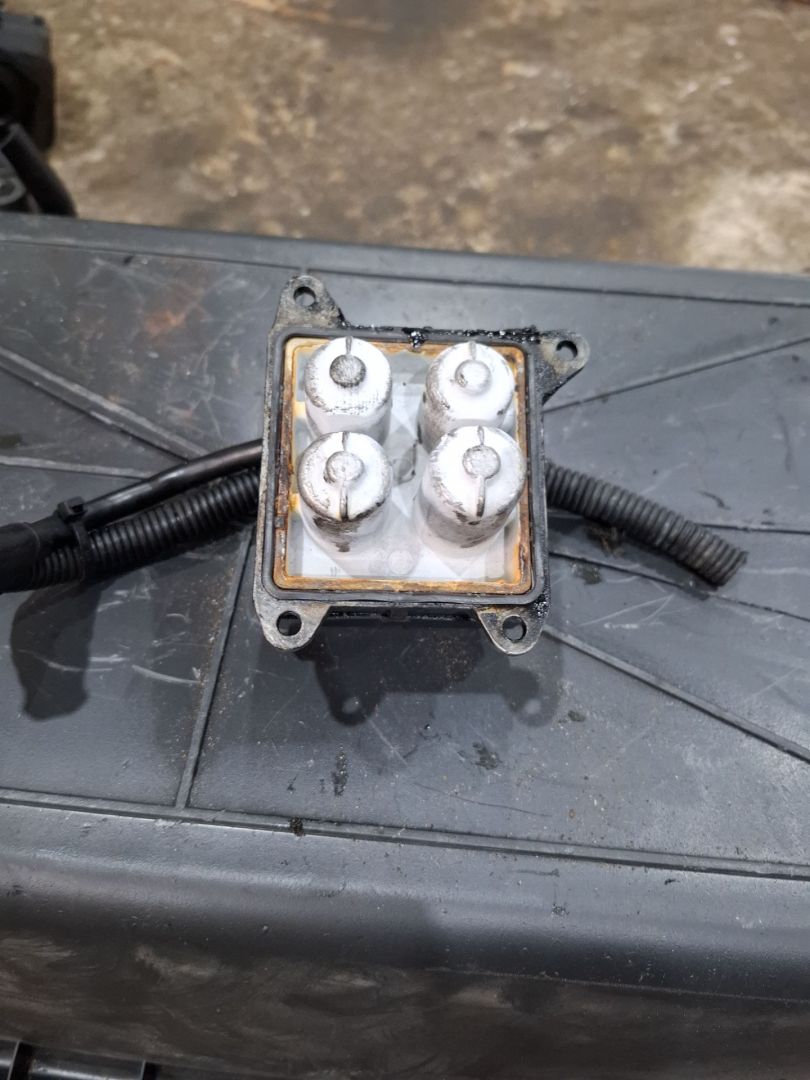 подогреватель охлаждающей жидкости Mercedes-Benz C-Класс W203/S203/CL203 2003, 2.2 л., OM 611.962, дизель, АКПП, A0001591504 - фото №1